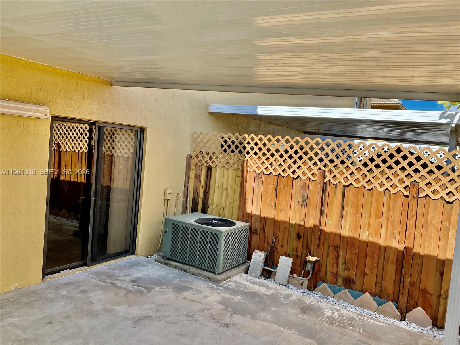 11115 W Okeechobee Rd 109