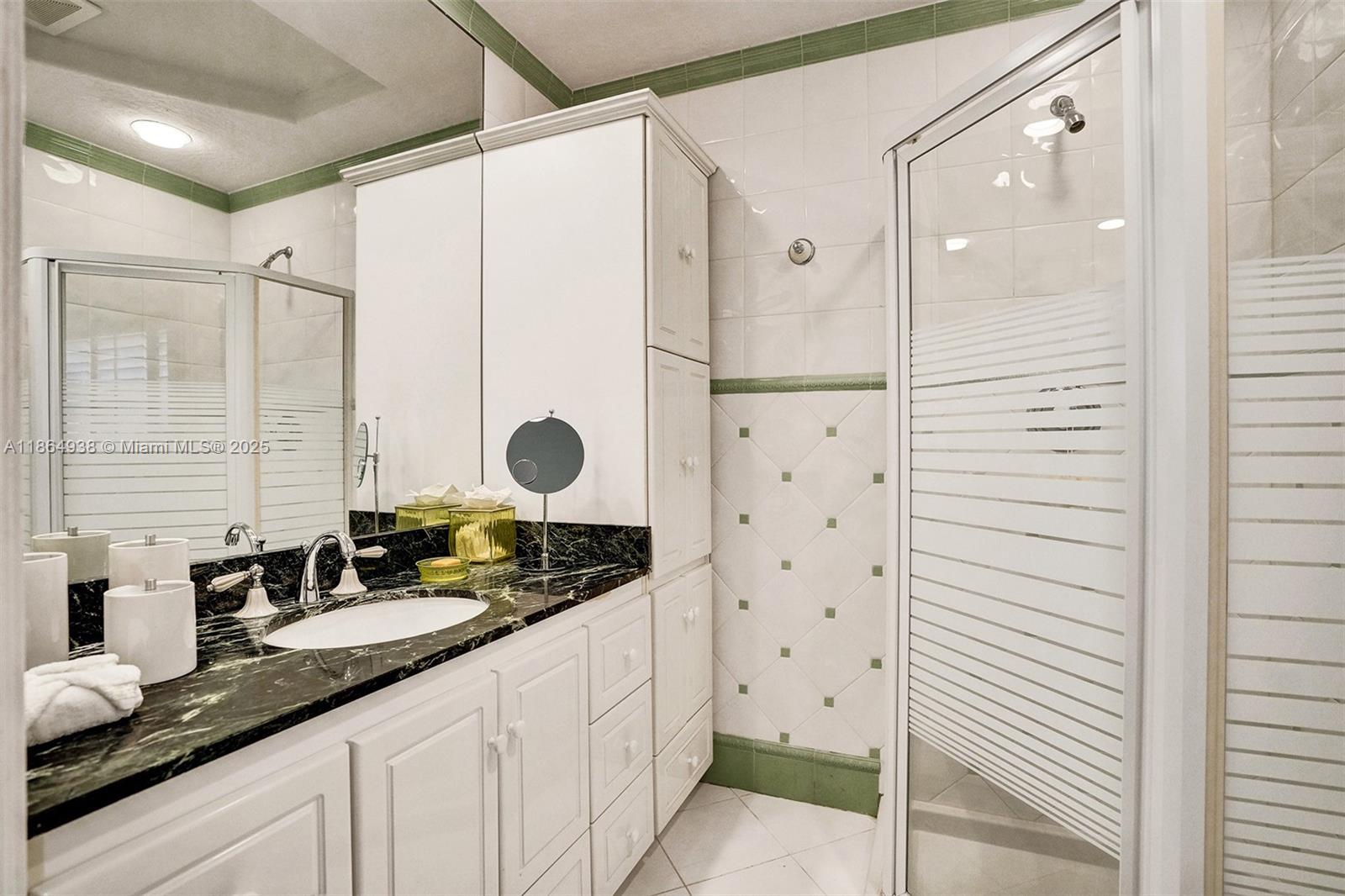 KEYSTONE ISLAND NO 3 - Residential Lease