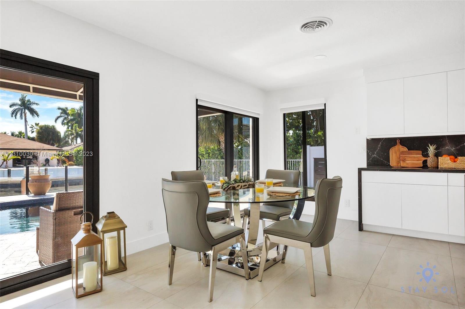 CORAL KEY VILLAS 6TH SEC - Residential