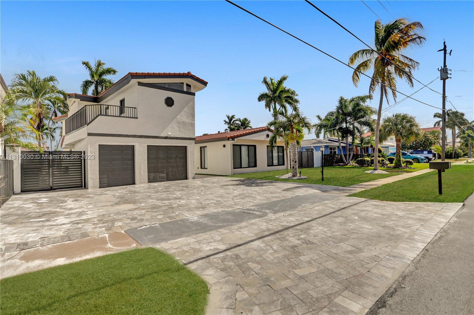 CORAL KEY VILLAS 6TH SEC - Residential