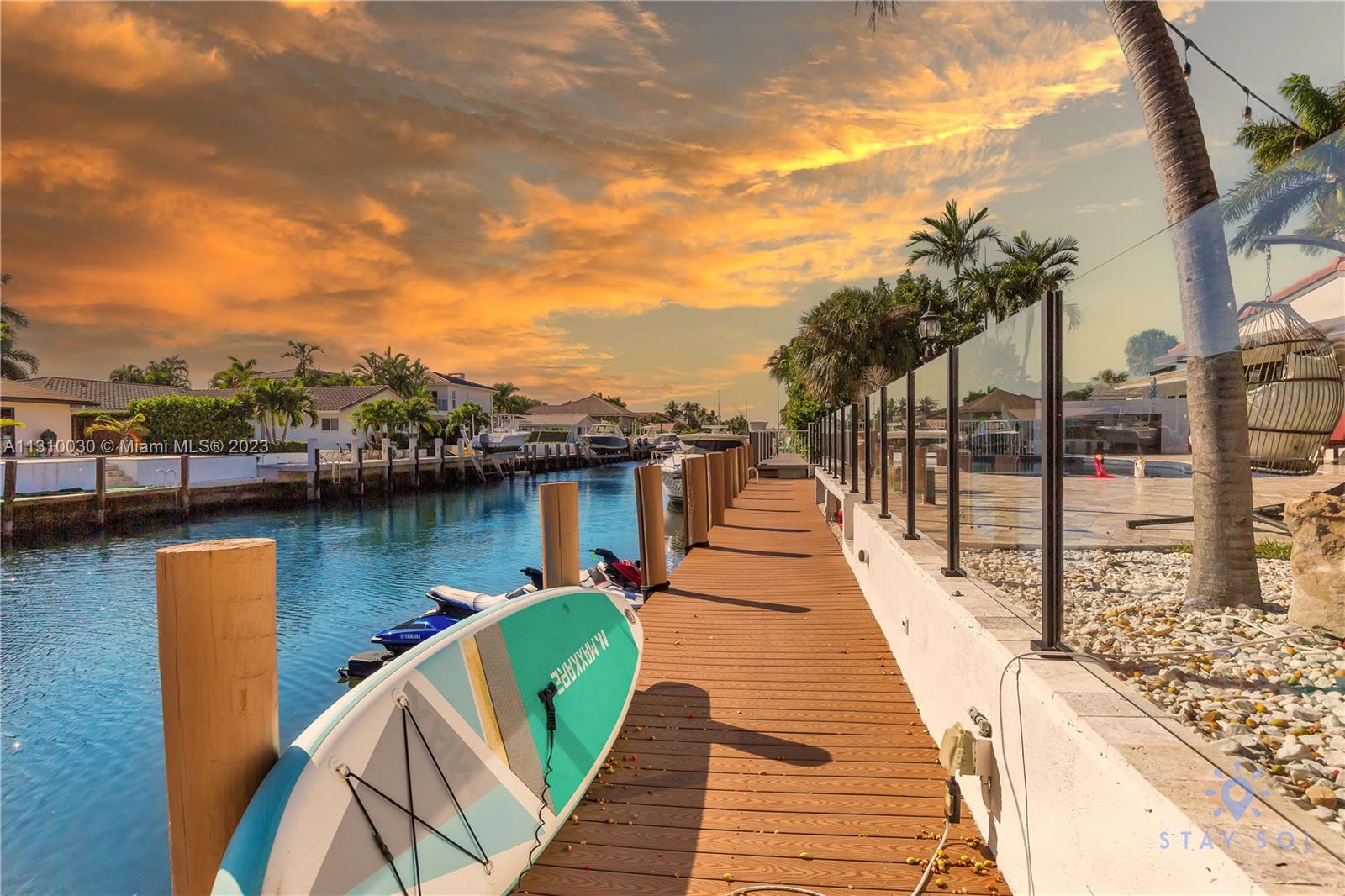 CORAL KEY VILLAS 6TH SEC - Residential