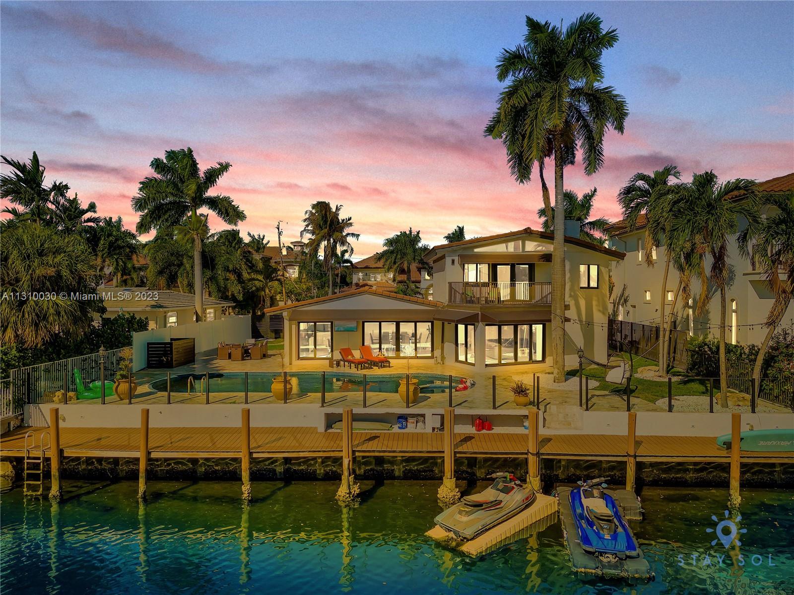 CORAL KEY VILLAS 6TH SEC - Residential