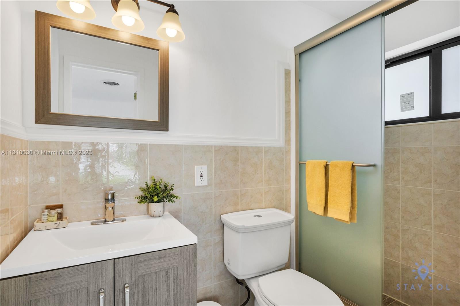 CORAL KEY VILLAS 6TH SEC - Residential