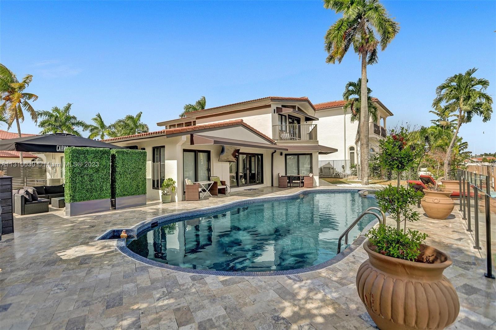 CORAL KEY VILLAS 6TH SEC - Residential