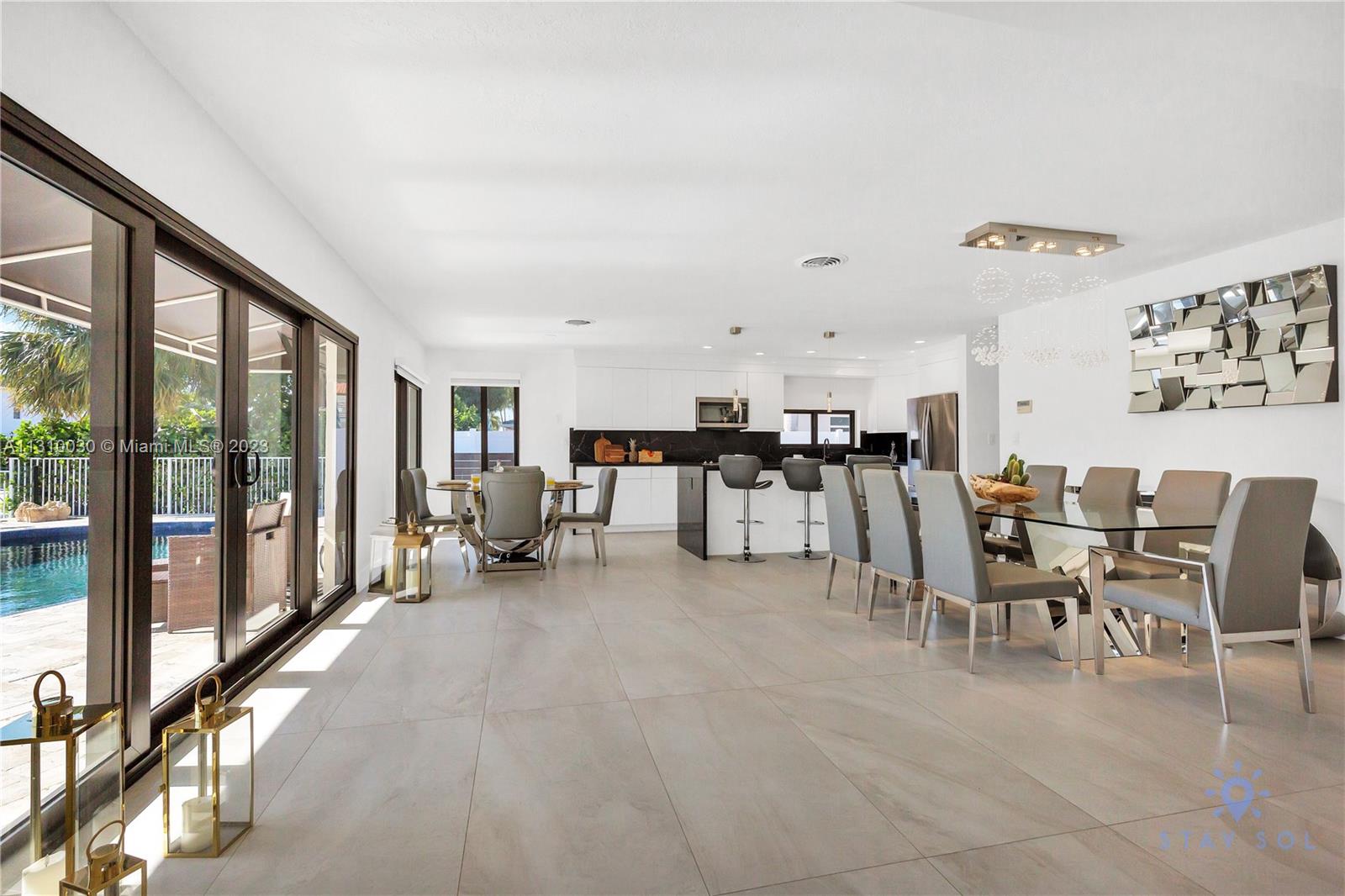 CORAL KEY VILLAS 6TH SEC - Residential