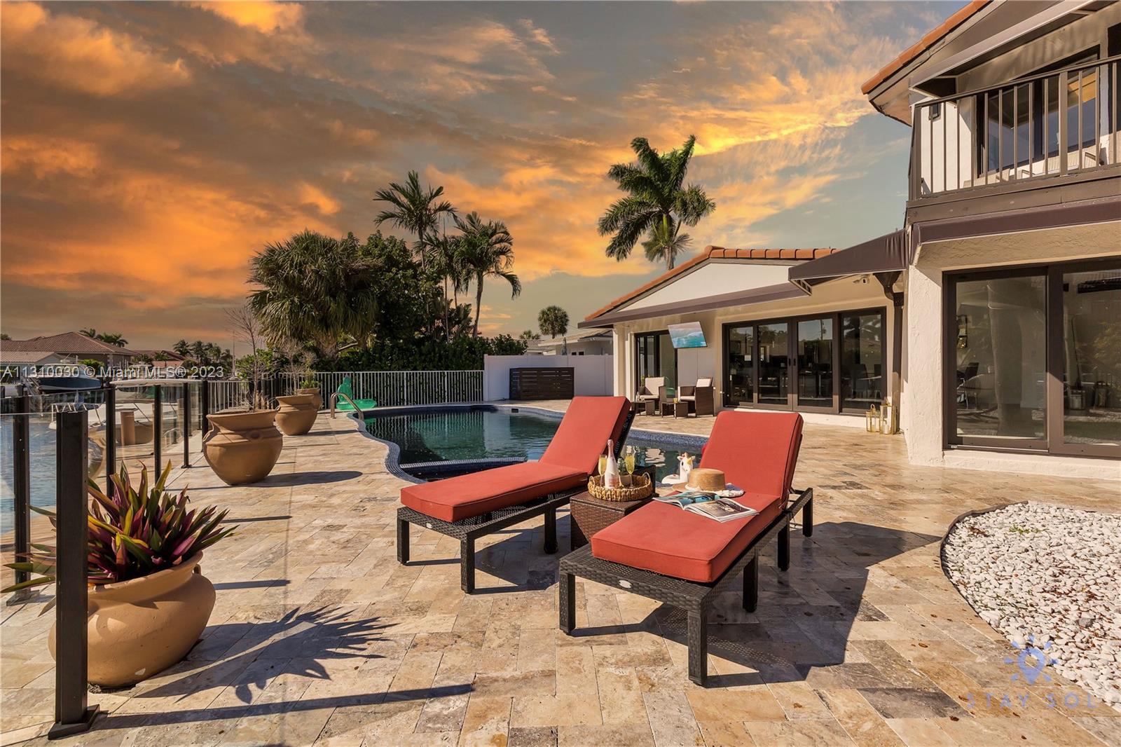 CORAL KEY VILLAS 6TH SEC - Residential