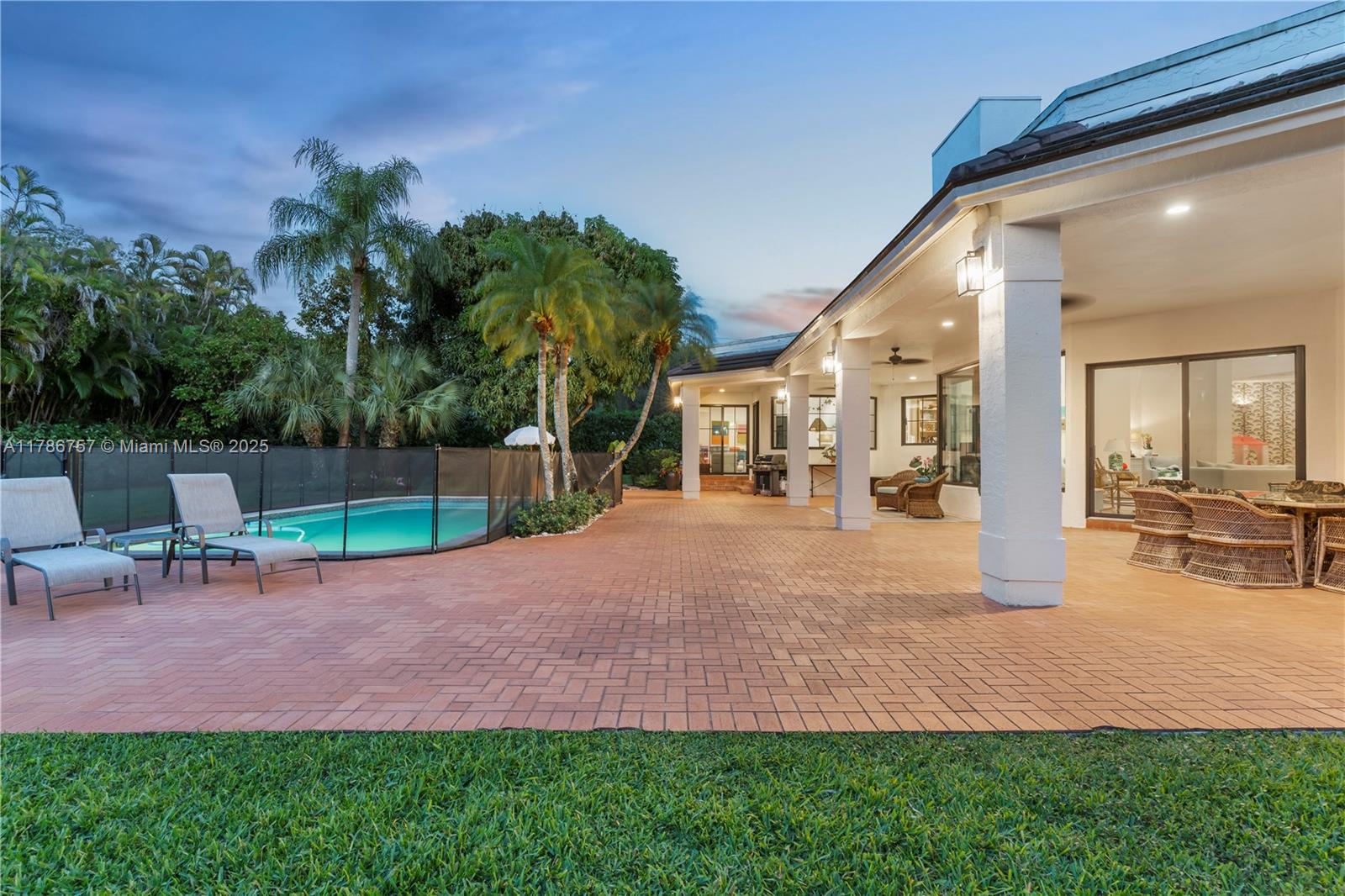 VAN HAVEN ESTATES - Residential
