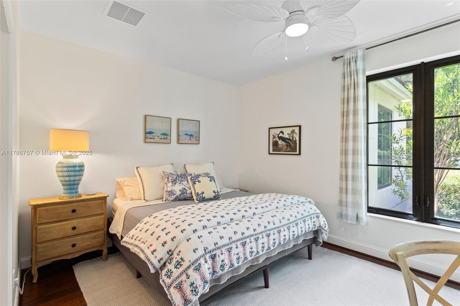 VAN HAVEN ESTATES - Residential