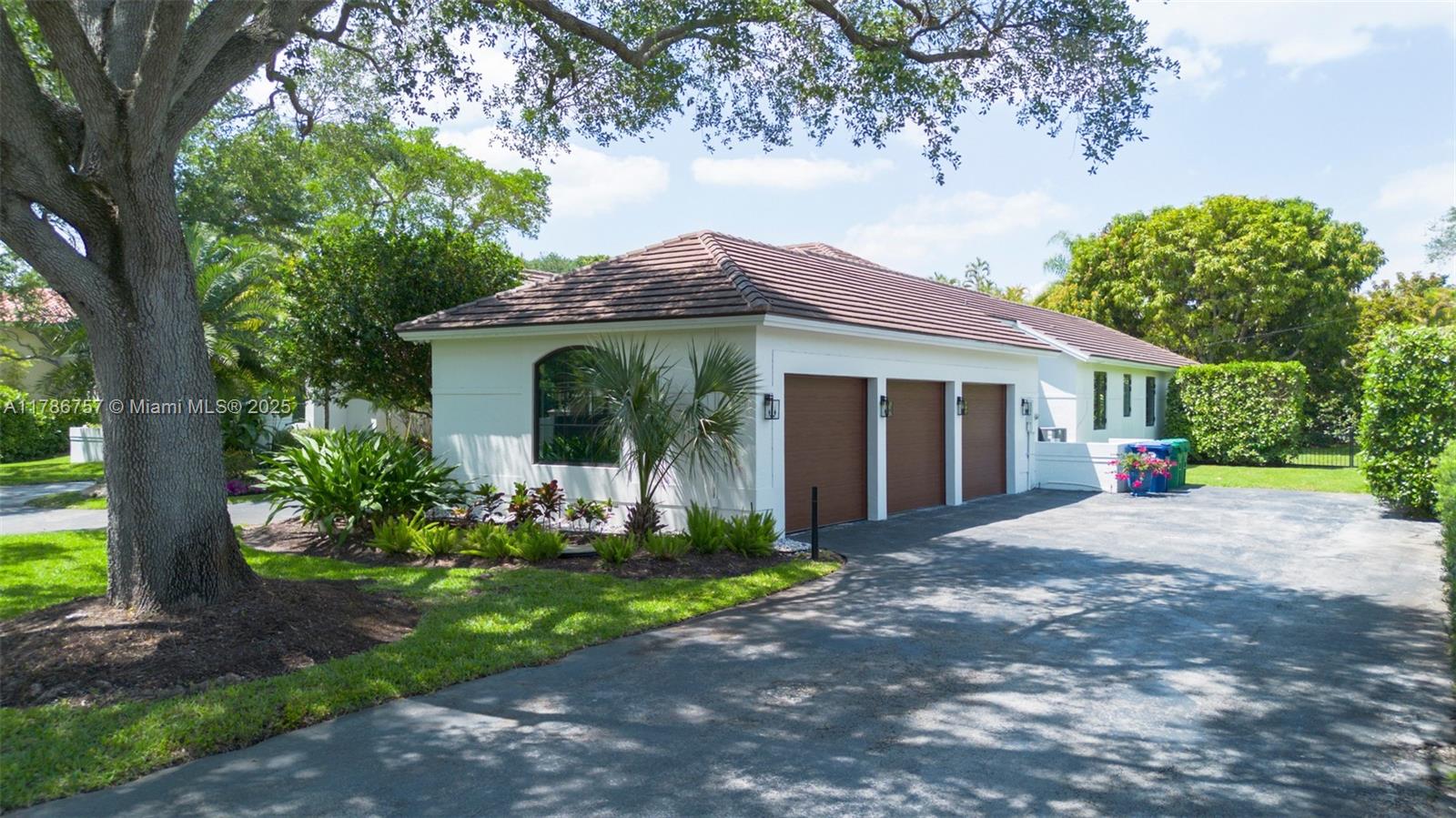 VAN HAVEN ESTATES - Residential