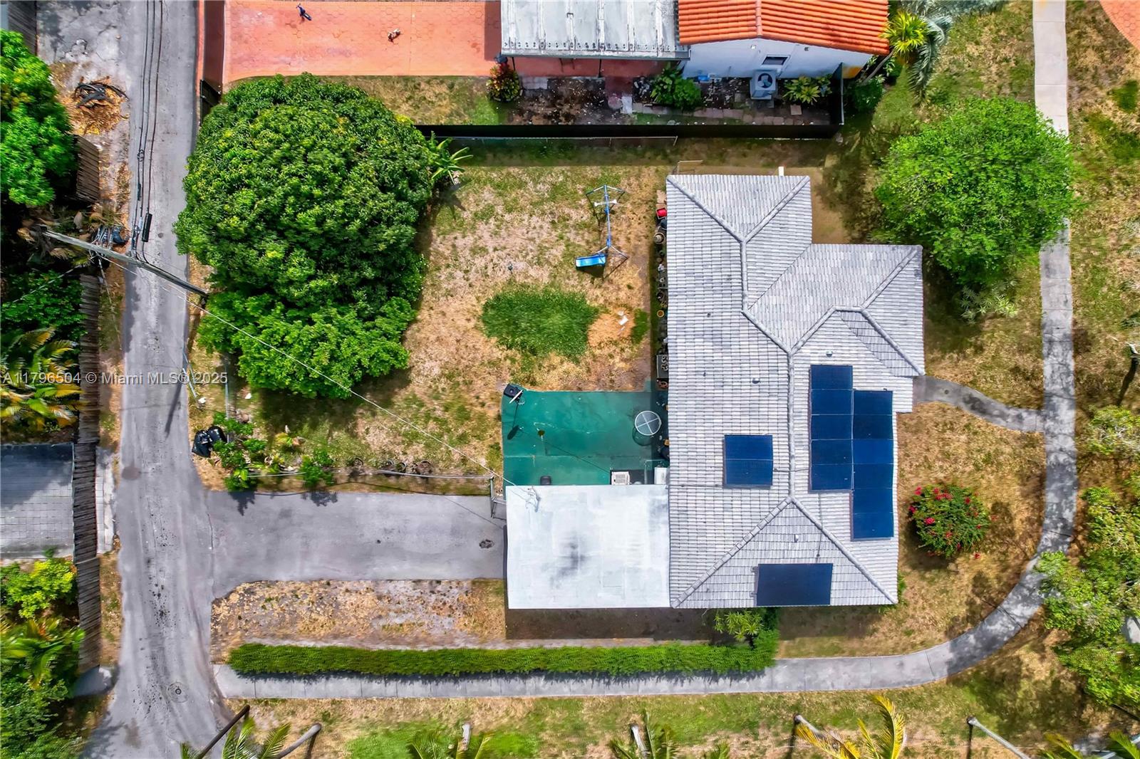 Property for Sale at 185 Nw 106th St, Miami Shores, Miami-Dade County, Florida - Bedrooms: 2 
Bathrooms: 2  - $899,000