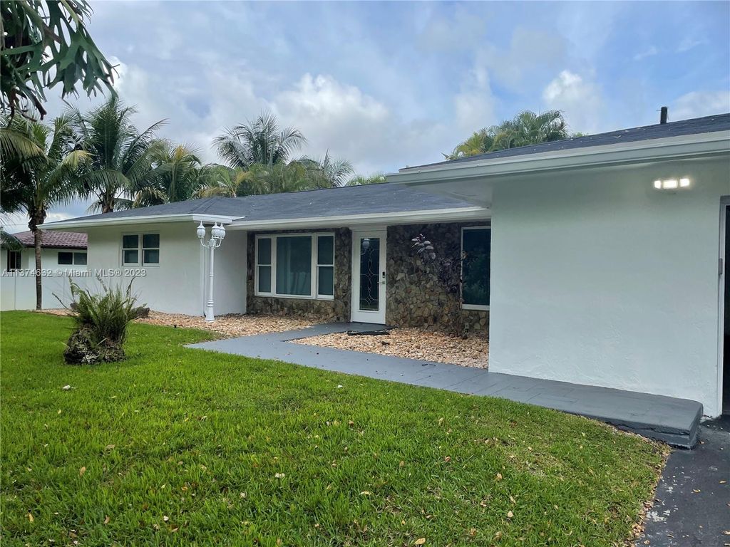 Photo of 5785 SW 160th Ave, Southwest Ranches, FL 33331 (MLS # A11374632)