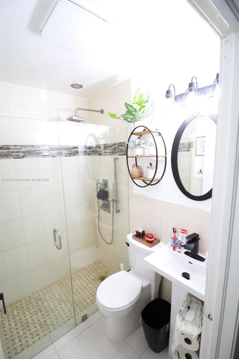 n/a - Residential Lease