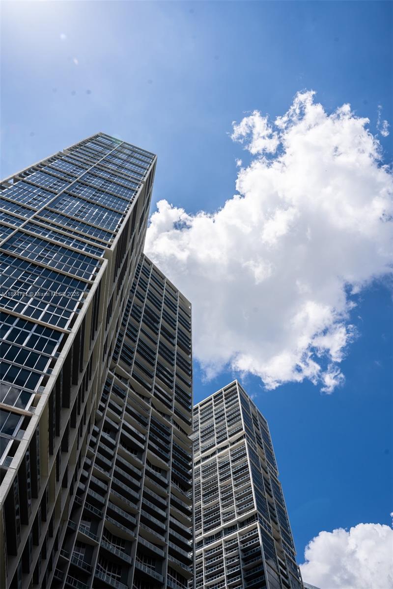 ICON BRICKELL NO TWO - Residential