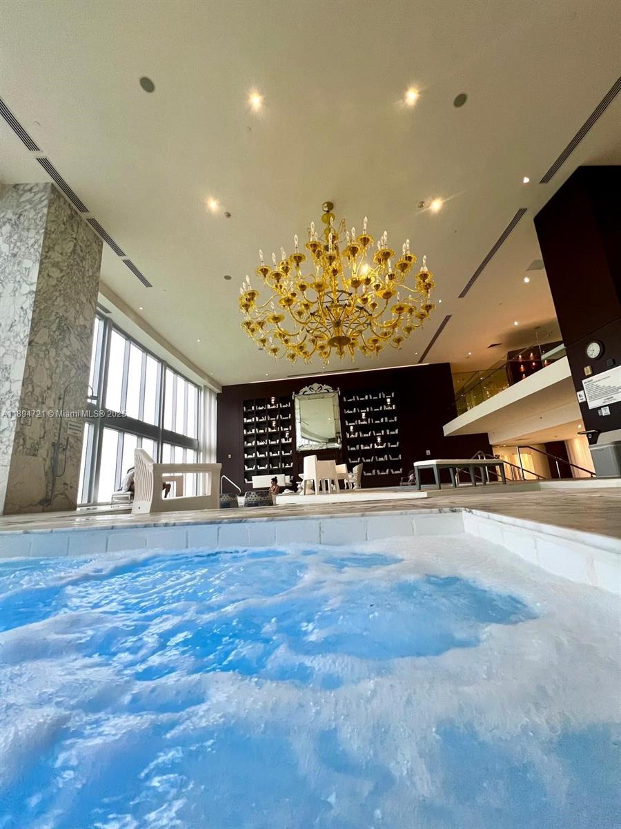 ICON BRICKELL NO TWO - Residential