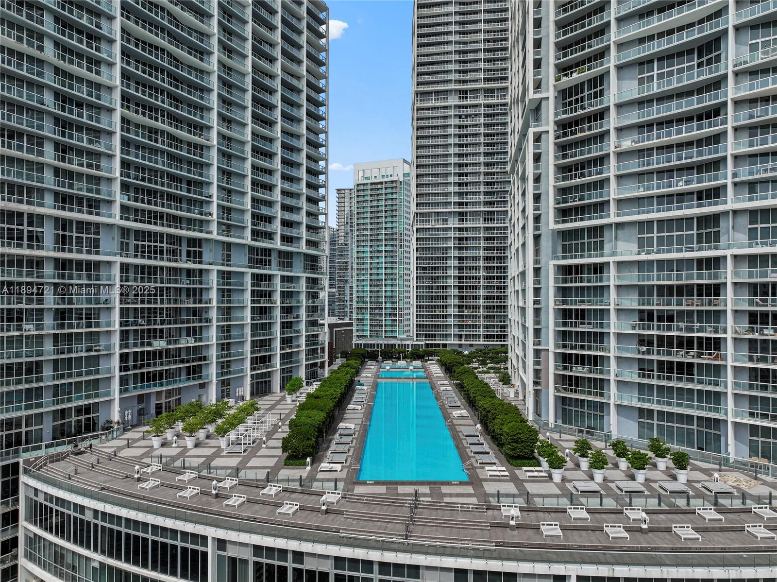 ICON BRICKELL NO TWO - Residential