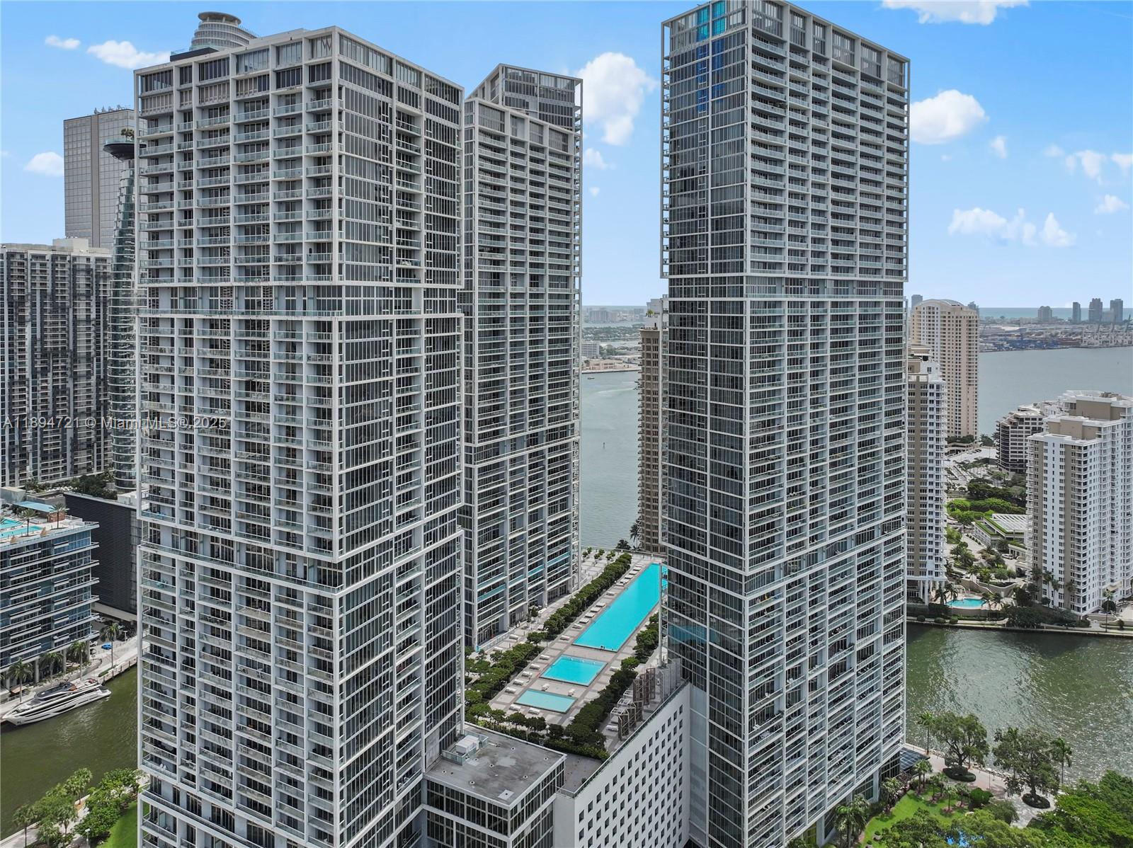 ICON BRICKELL NO TWO - Residential