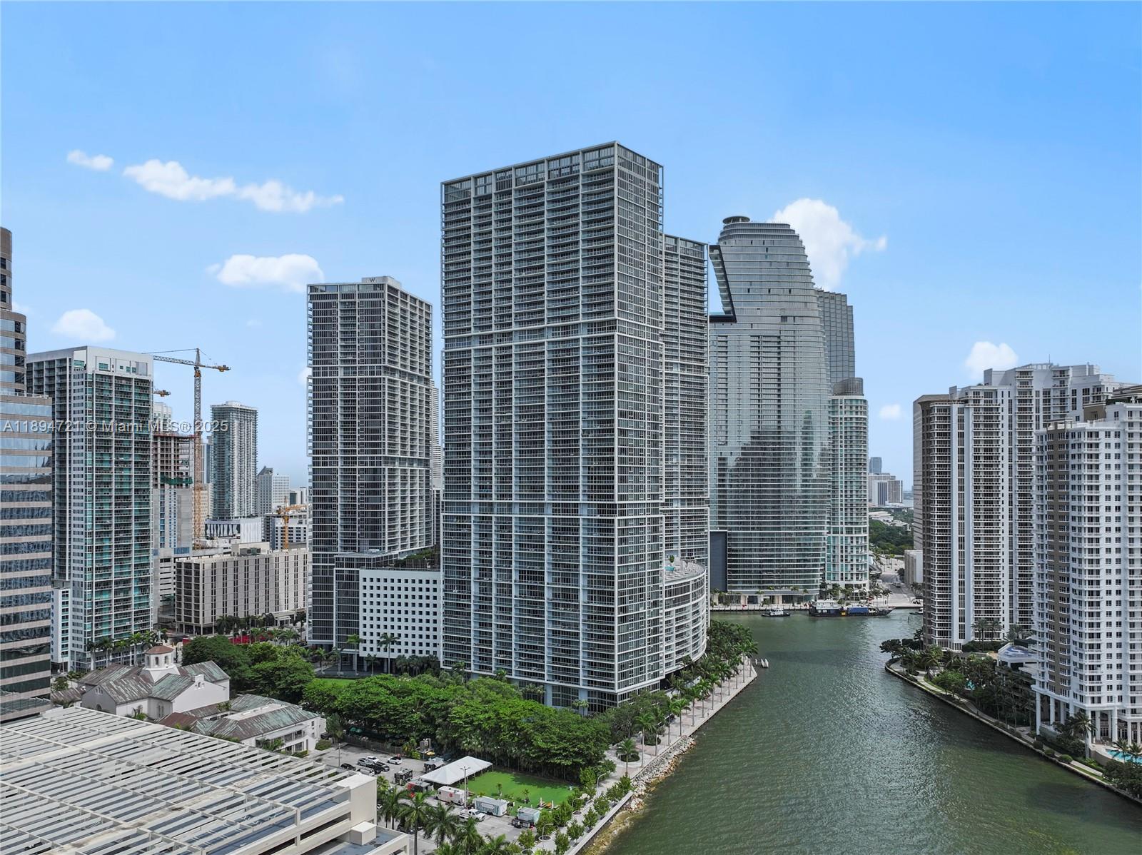 ICON BRICKELL NO TWO - Residential