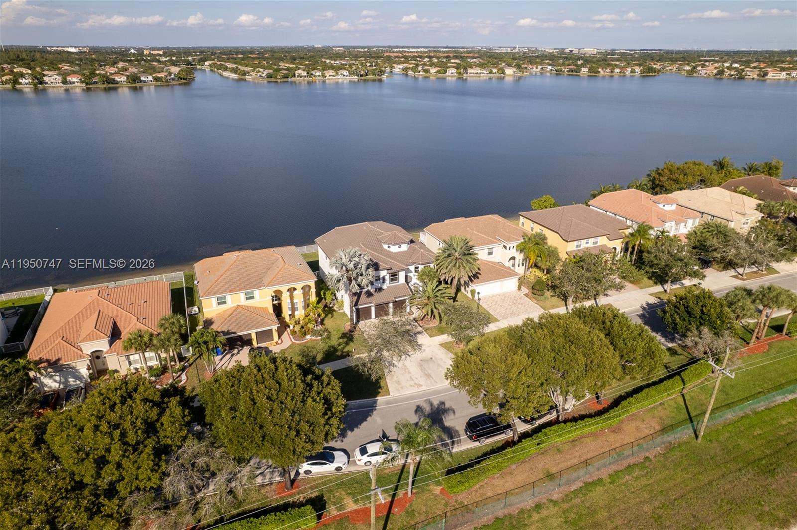 RIVIERA ISLES II - Residential