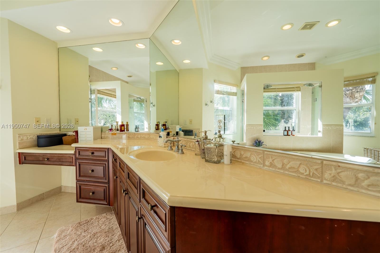 RIVIERA ISLES II - Residential