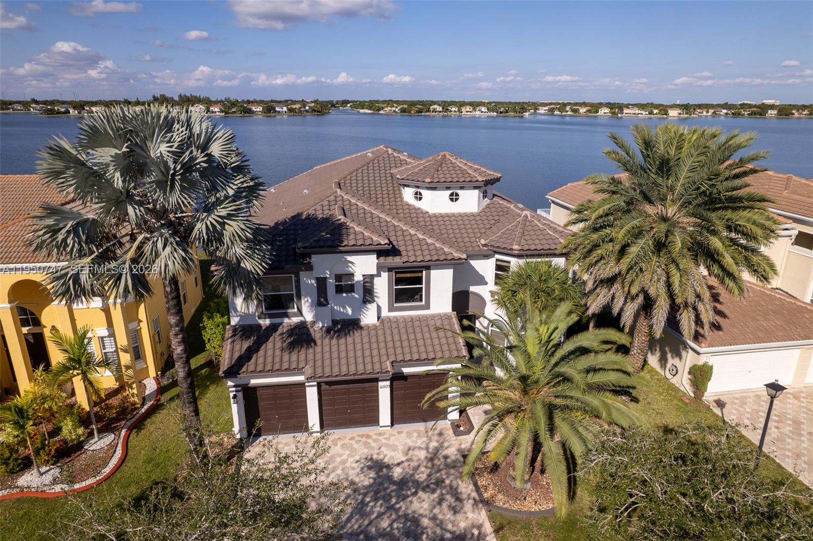 RIVIERA ISLES II - Residential