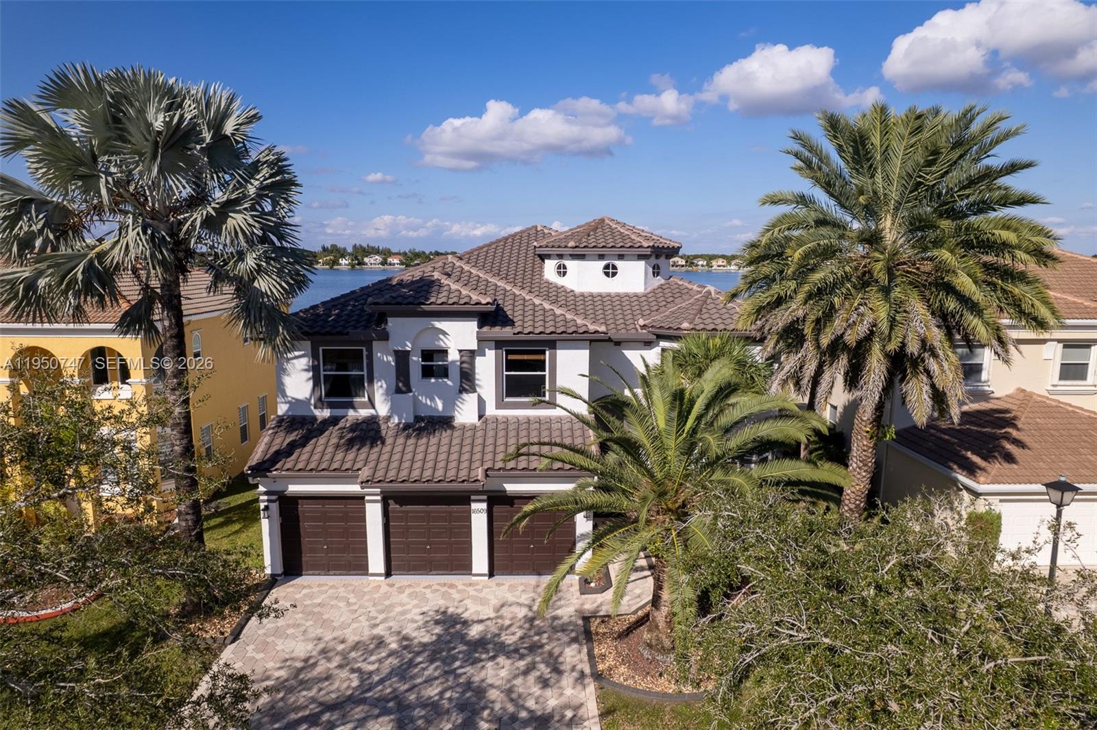 RIVIERA ISLES II - Residential