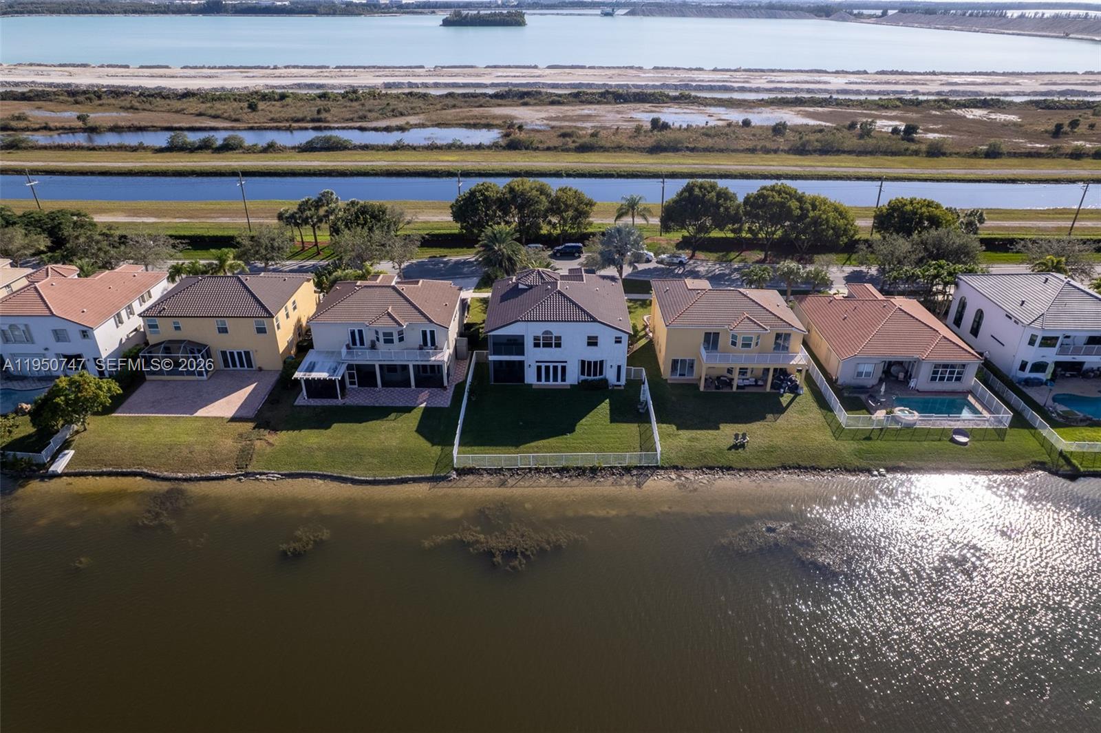 RIVIERA ISLES II - Residential