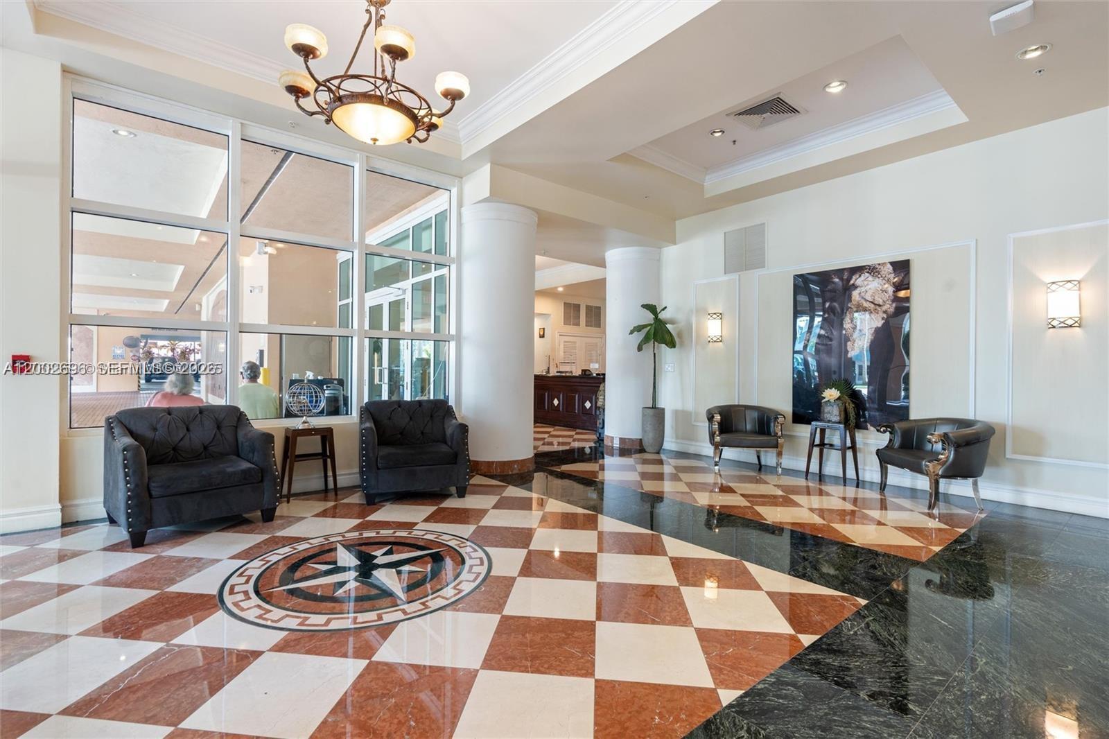 KING DAVID OF SUNNY ISLES - Residential