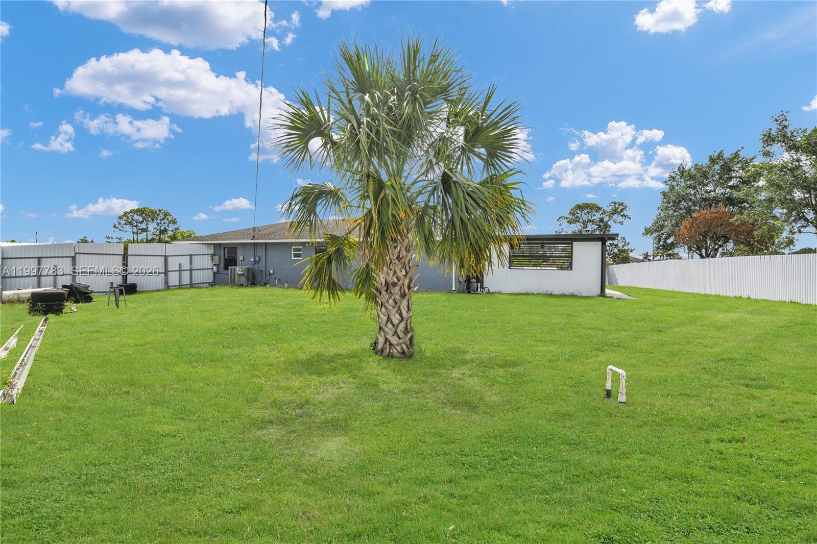 PORT ST LUCIE SECTION 25 - Residential Lease