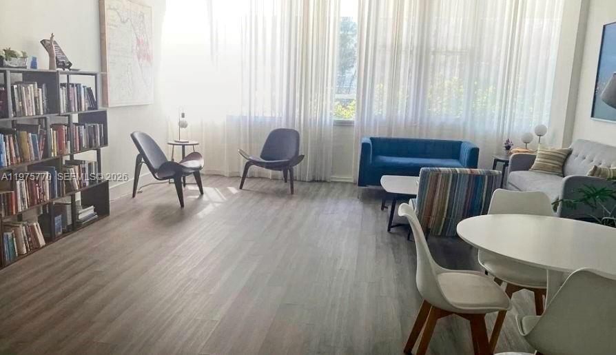 7545 E Treasure Dr 3I