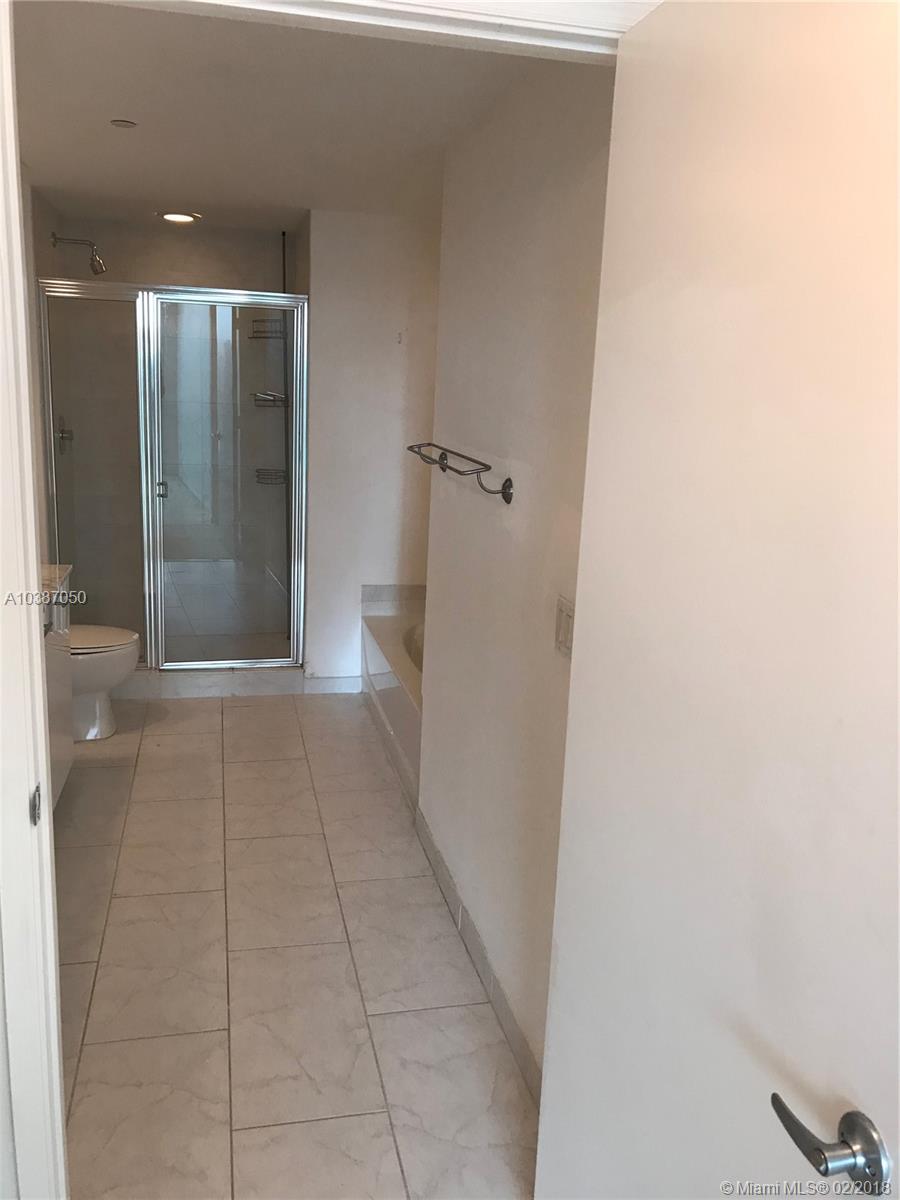 THE PLAZA ON BRICKELL - Residential Lease