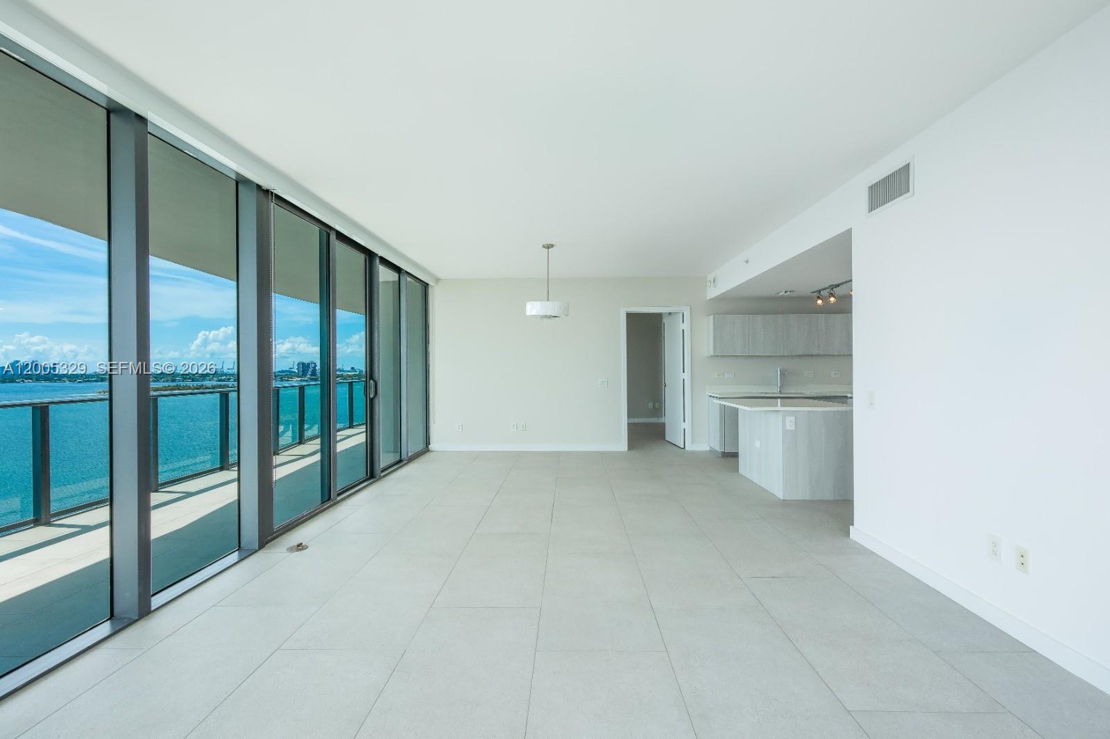 3131 NE 7th Ave 1406