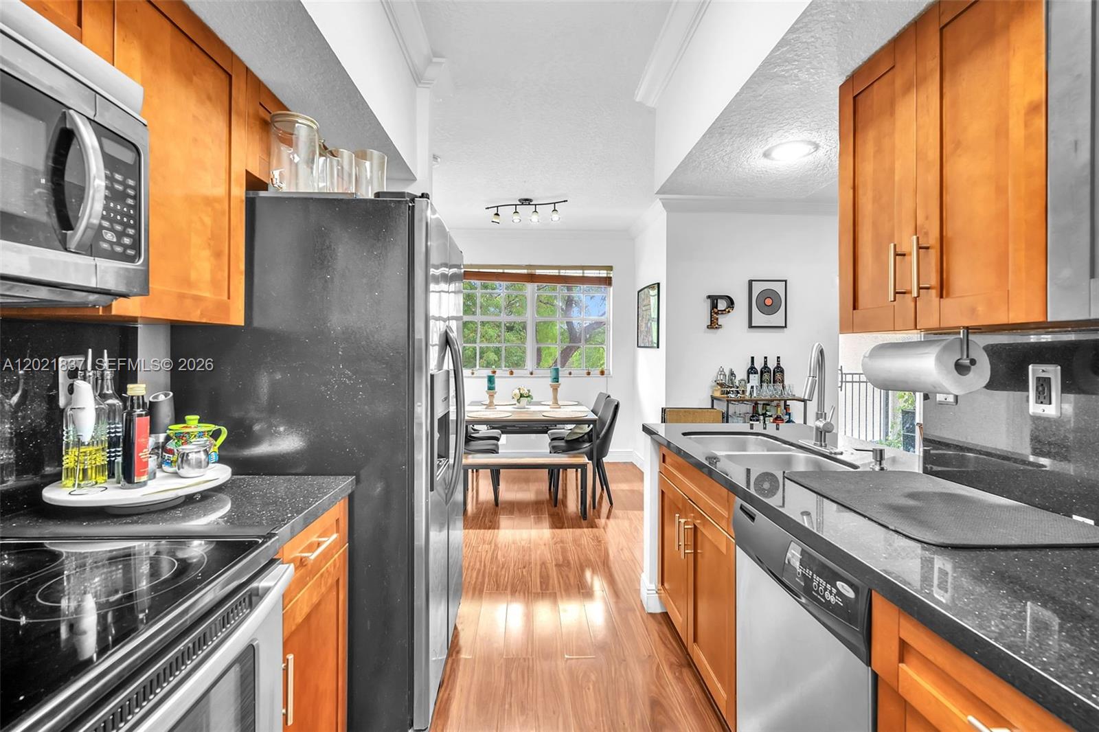MARQUESA CONDO - Residential