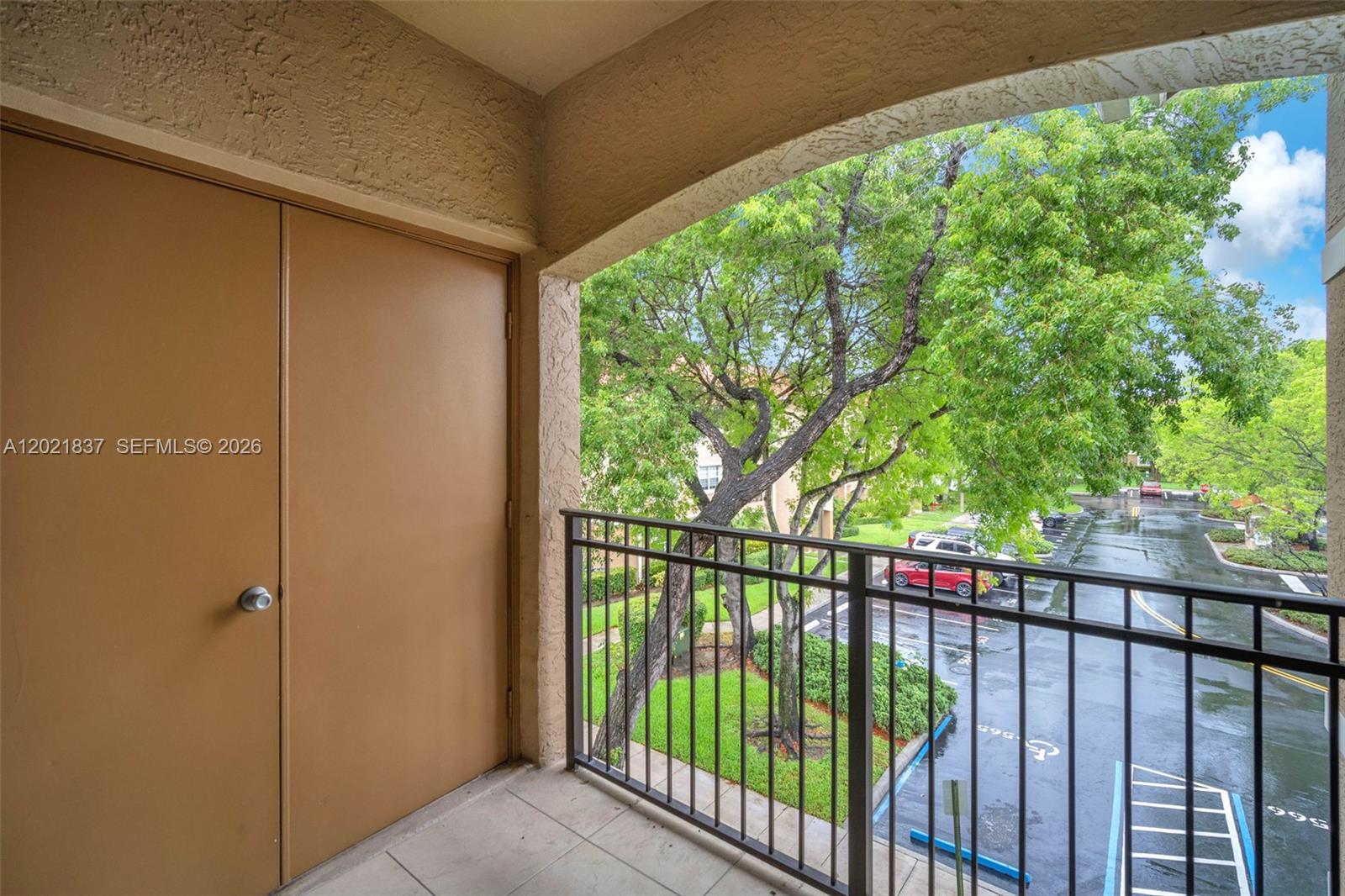 MARQUESA CONDO - Residential