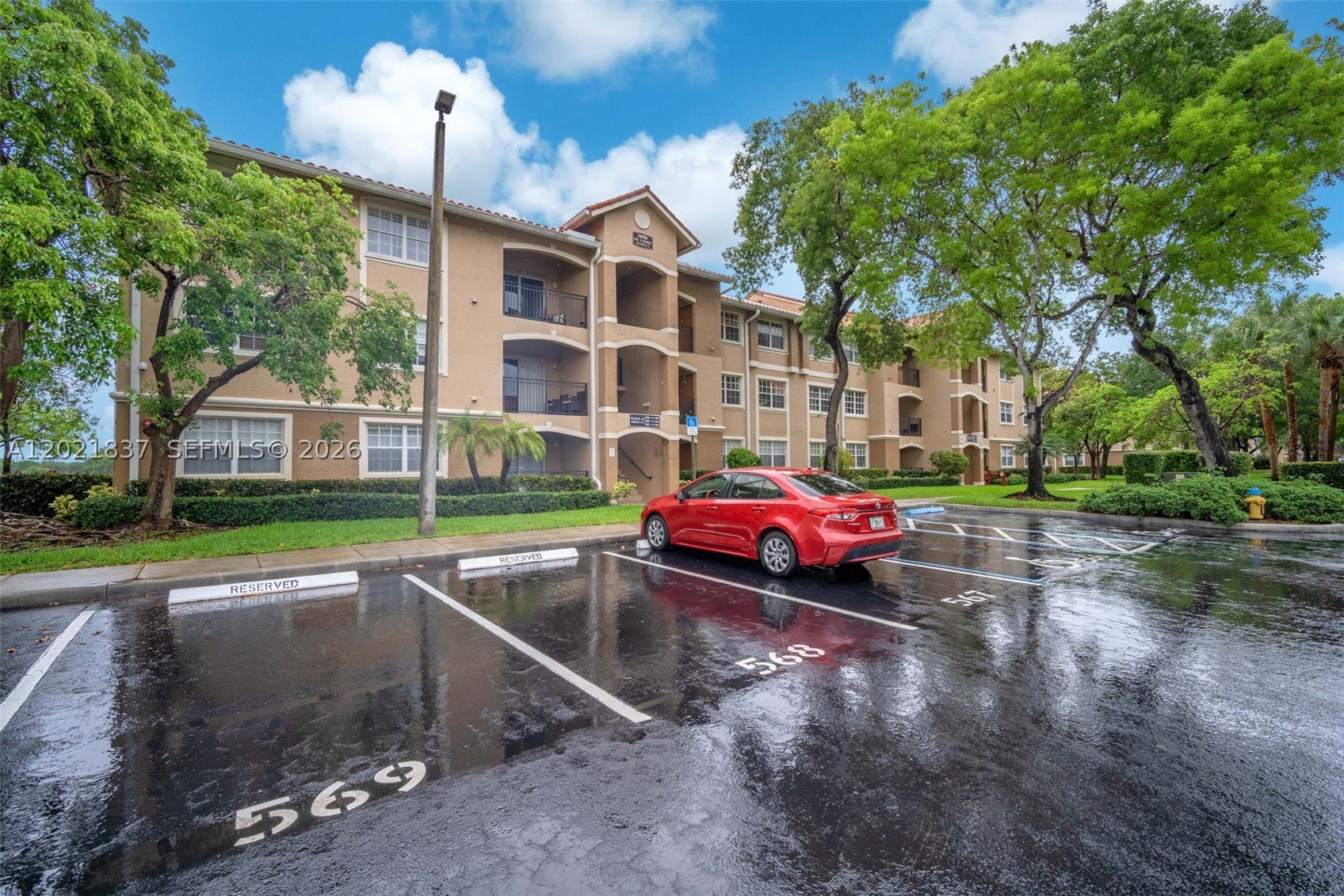 11650 SW 2nd St 16303, Pembroke Pines FL 33025