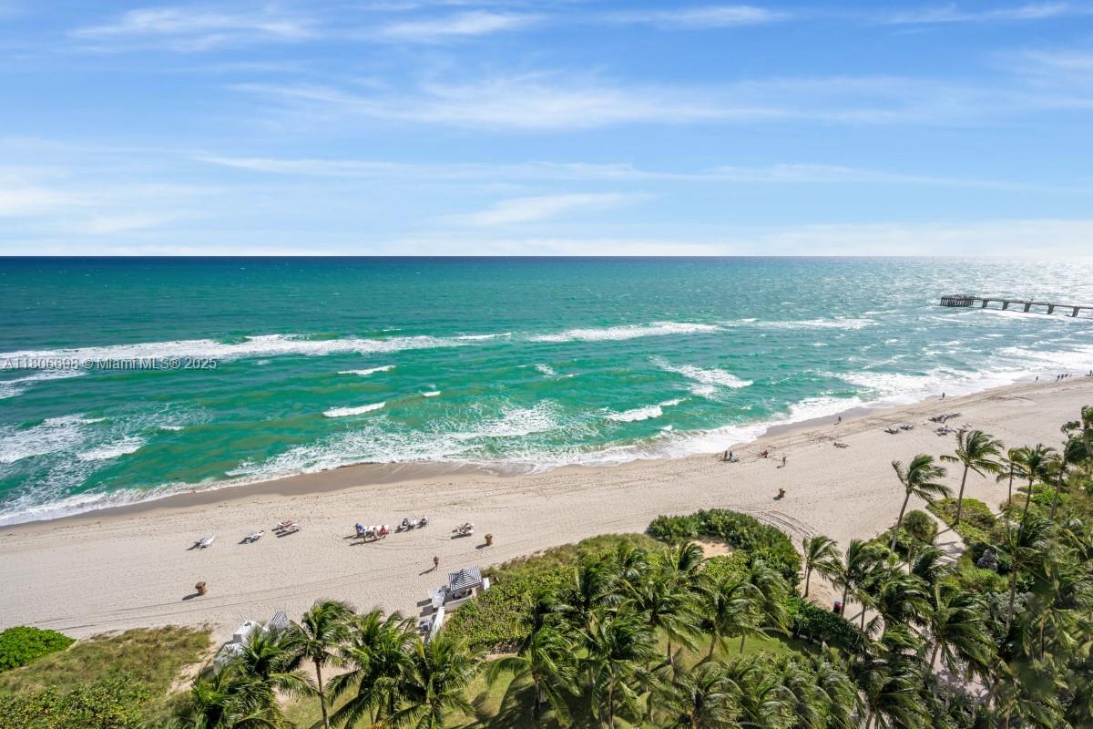 17001 Collins Ave 1204