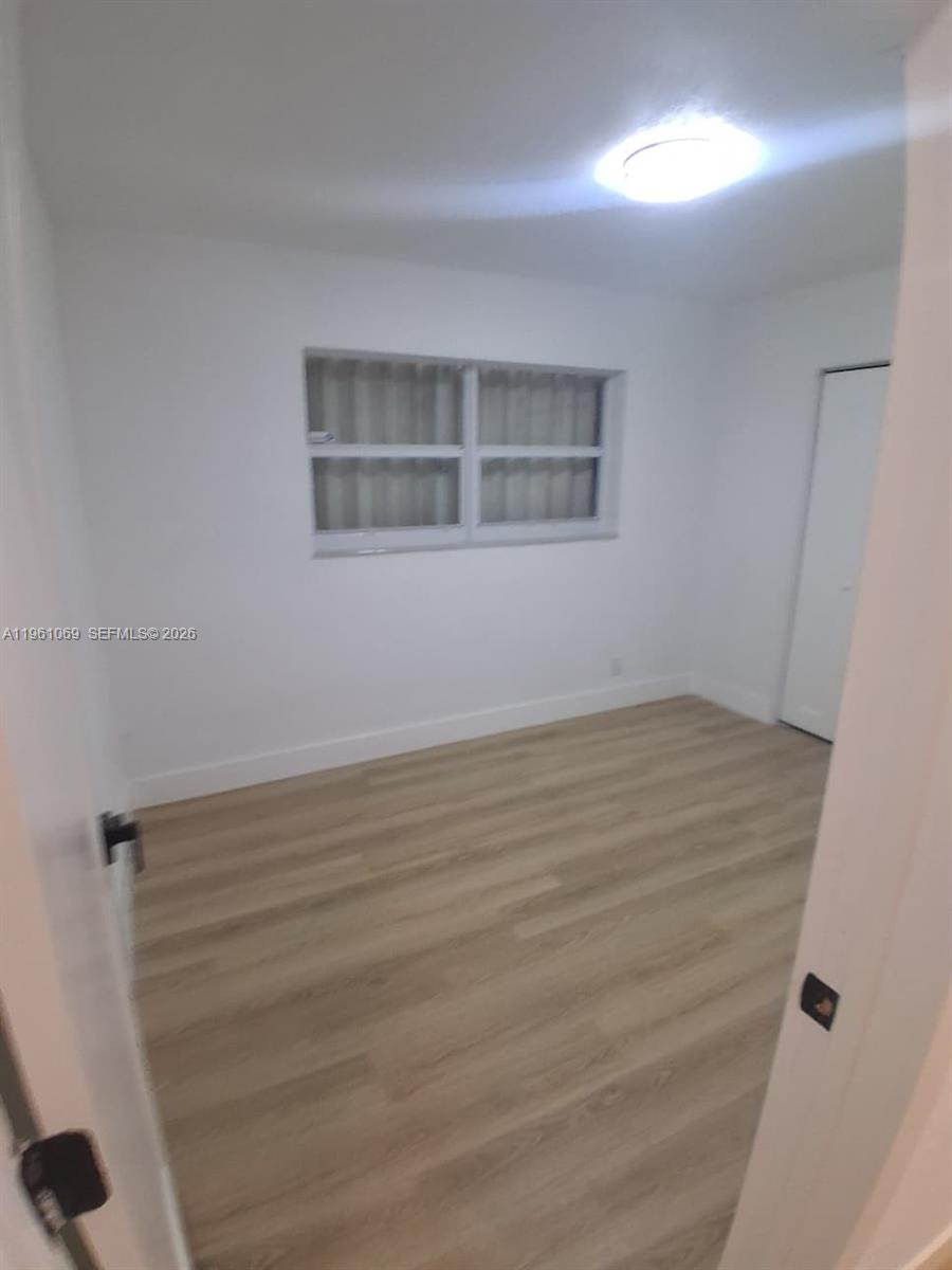 LAUDERDALE VILLAS - Residential Lease