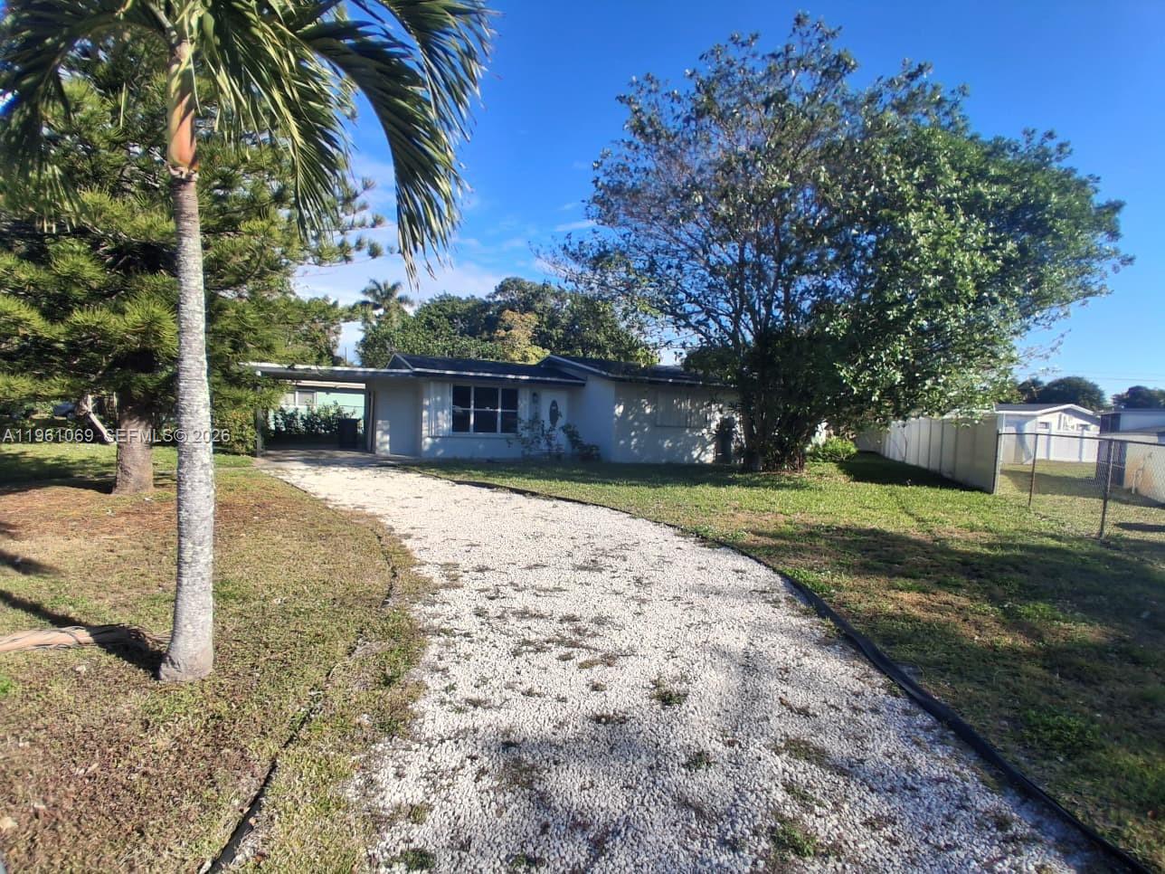 LAUDERDALE VILLAS - Residential Lease