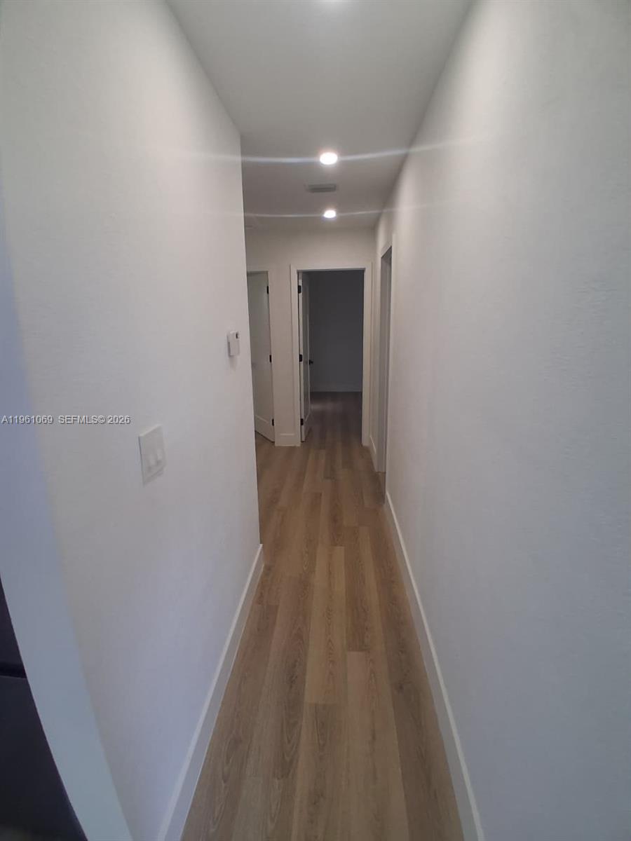 LAUDERDALE VILLAS - Residential Lease