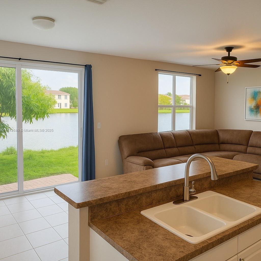 FLORIDIAN ISLES SOUTH - Residential