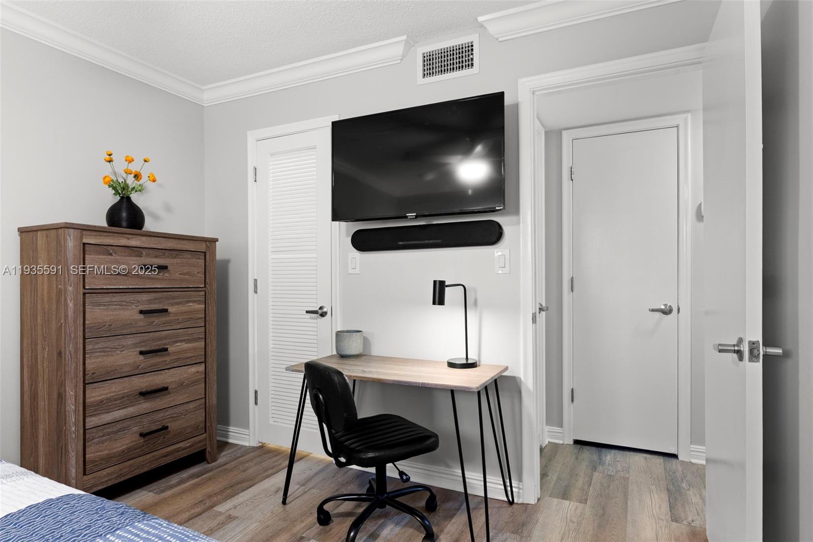 TUDOR MANOR CONDO - Residential