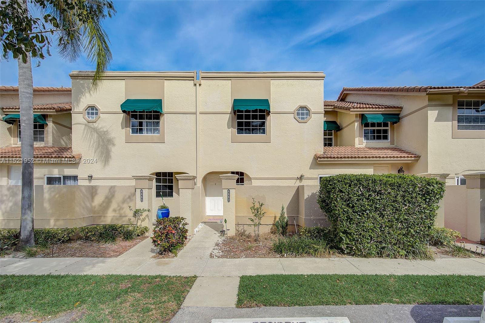 PLUM AT BOCA POINTE CONDO - Residential Lease