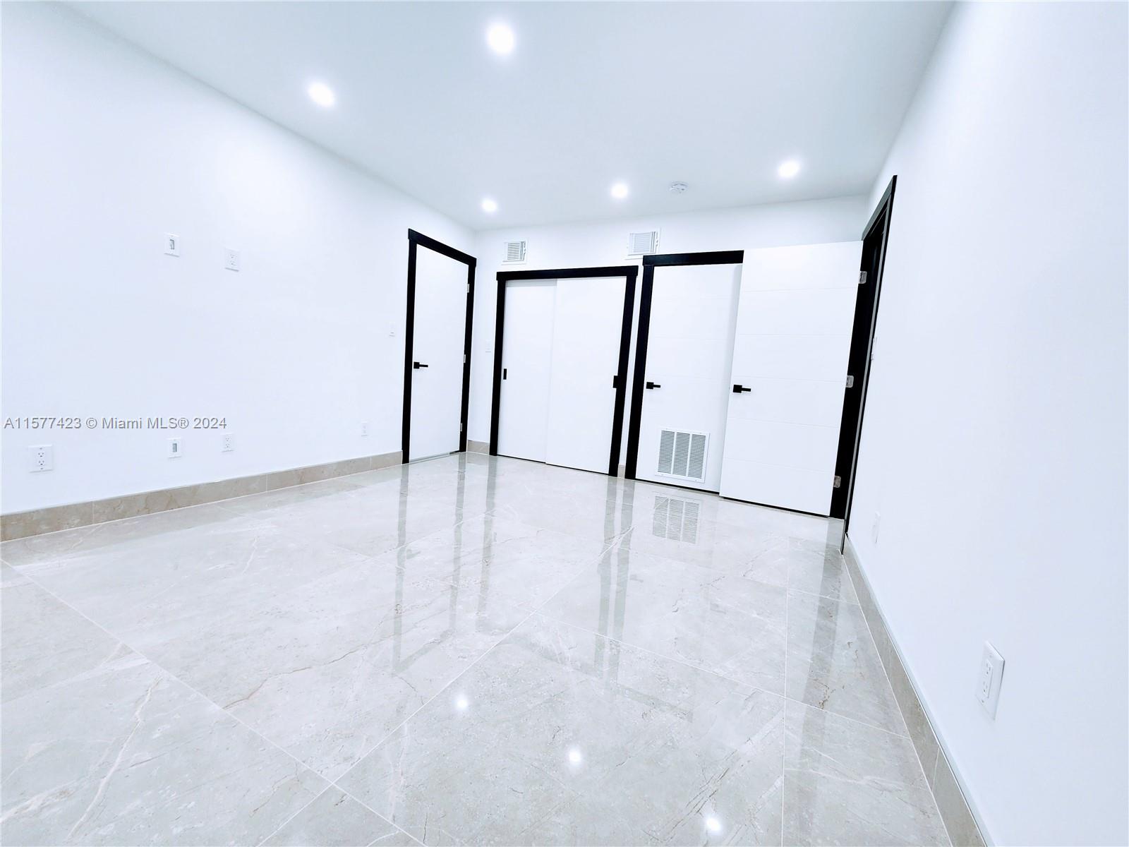 SANS SOUCI CONDO - Residential