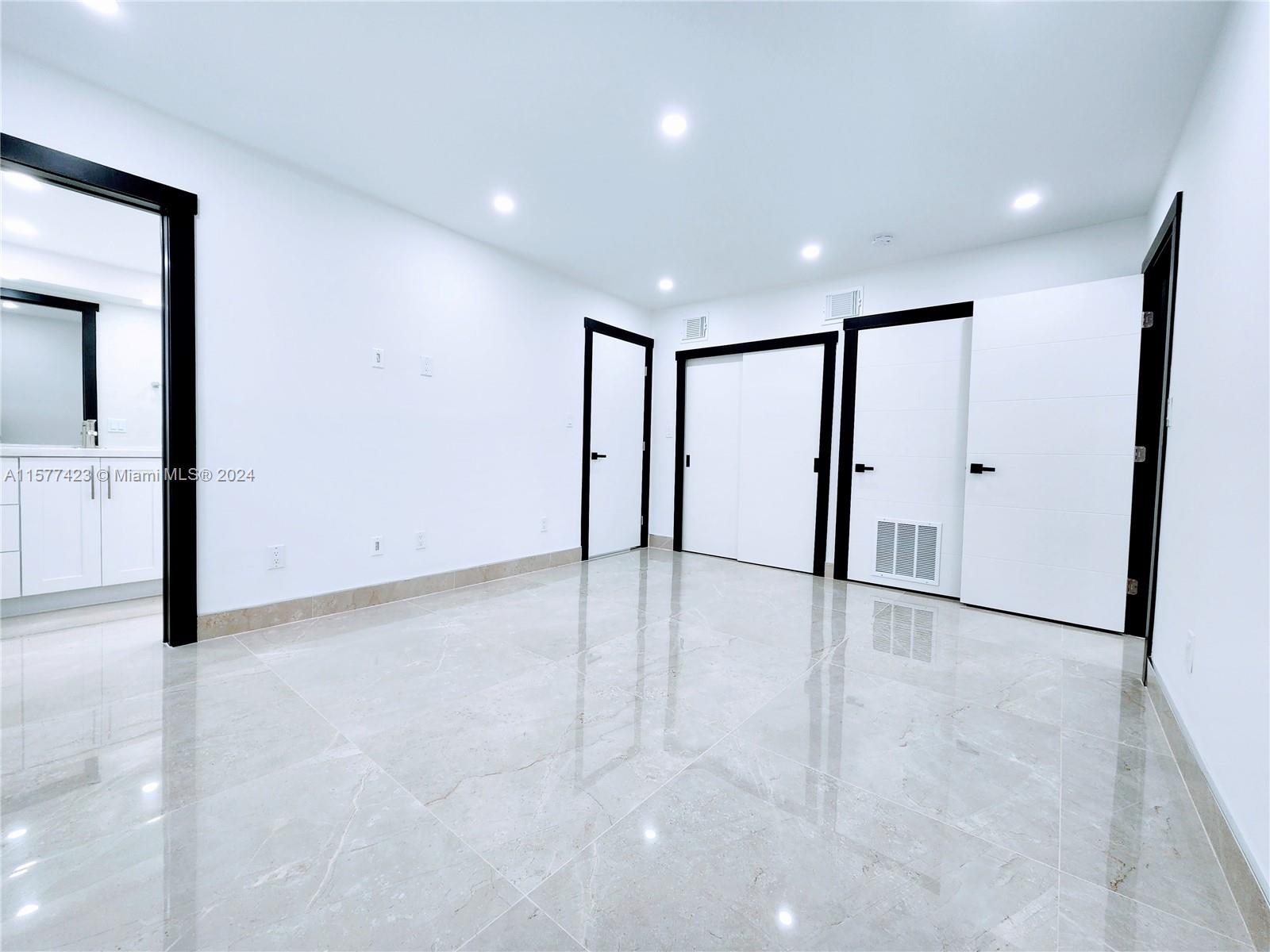 SANS SOUCI CONDO - Residential