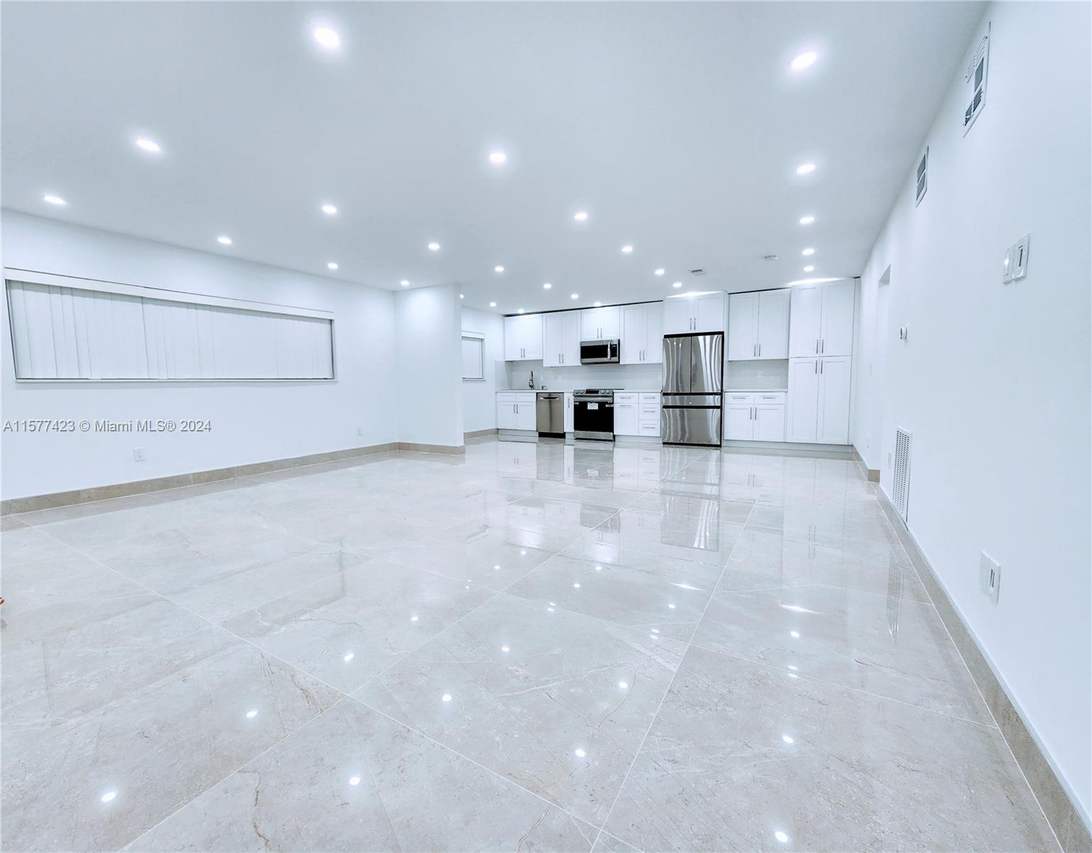 SANS SOUCI CONDO - Residential