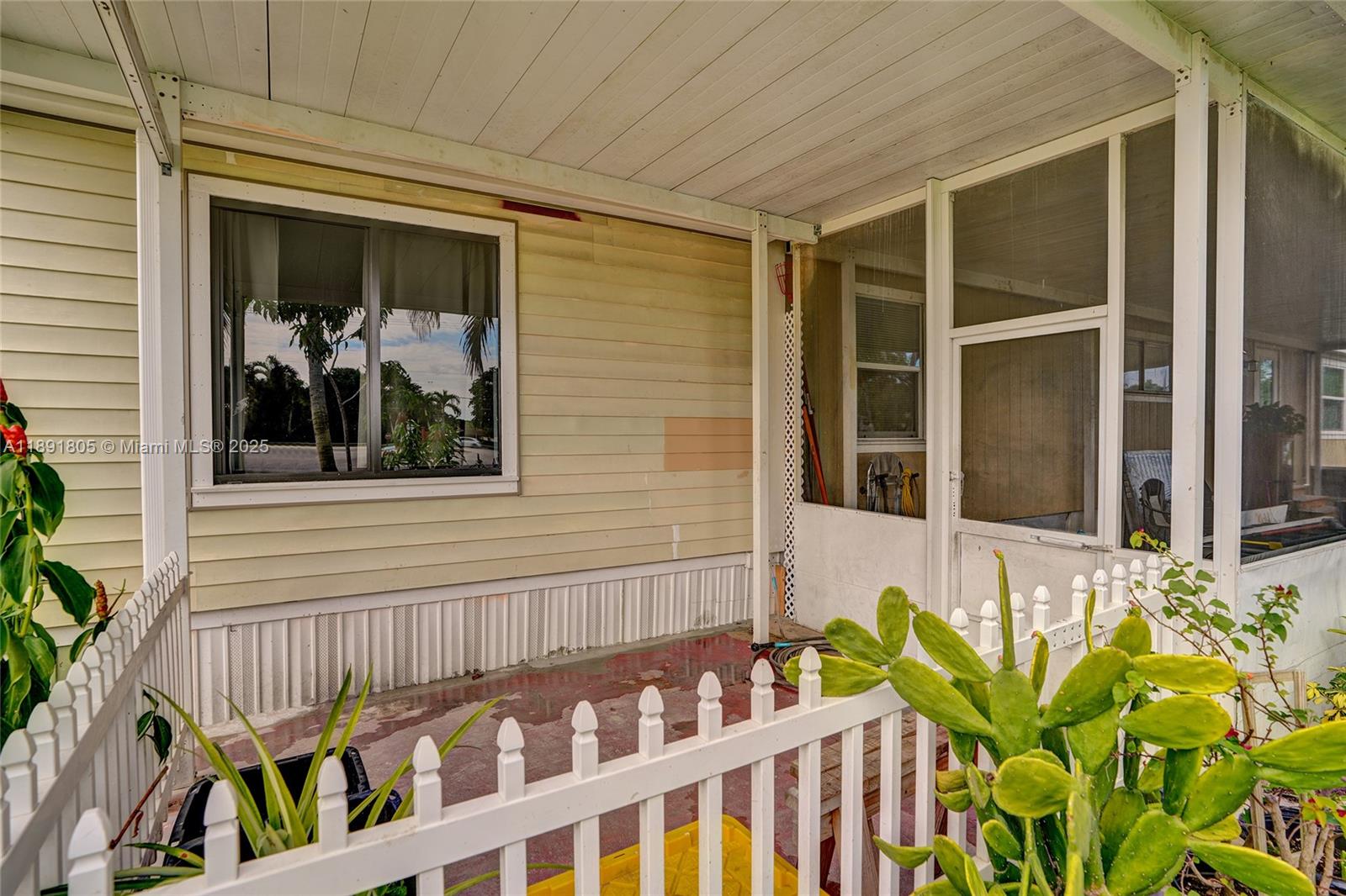 HAVEN LAKE PARK - Residential