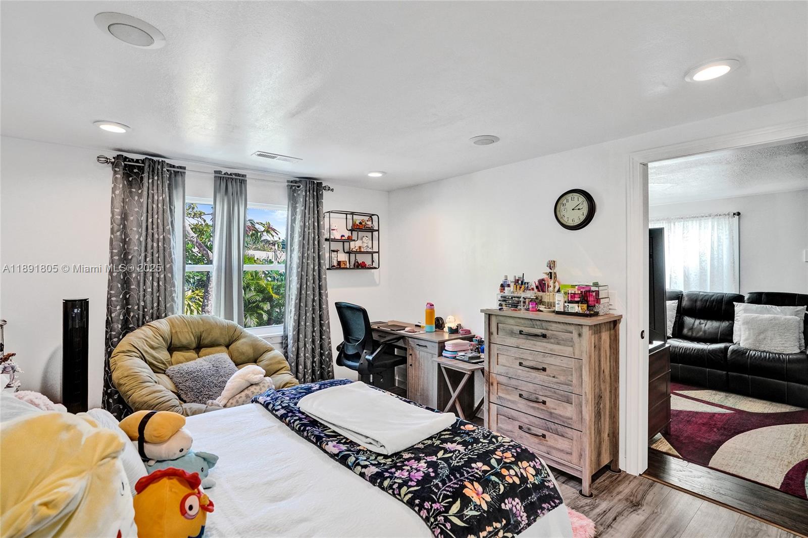 HAVEN LAKE PARK - Residential