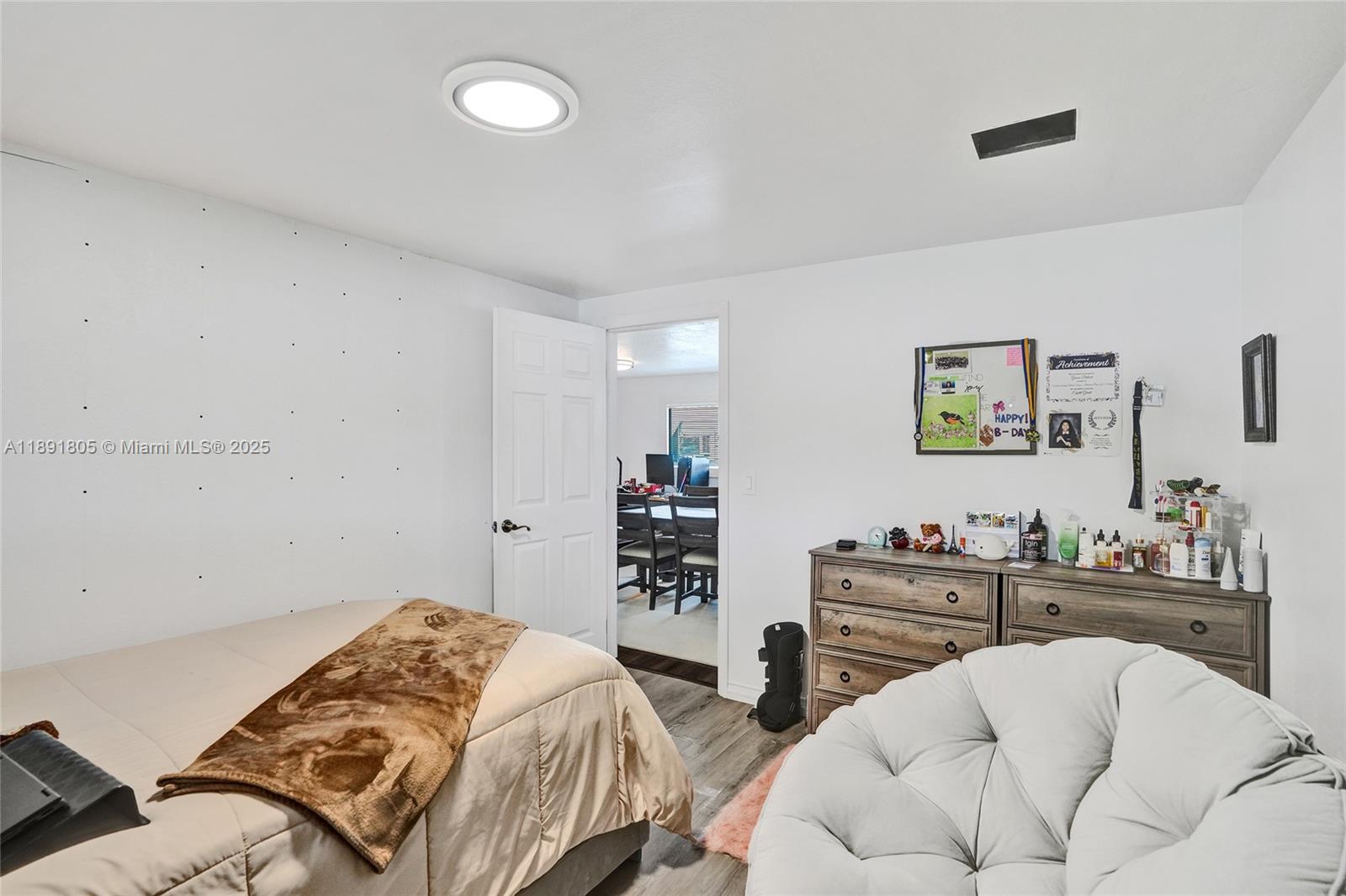 HAVEN LAKE PARK - Residential