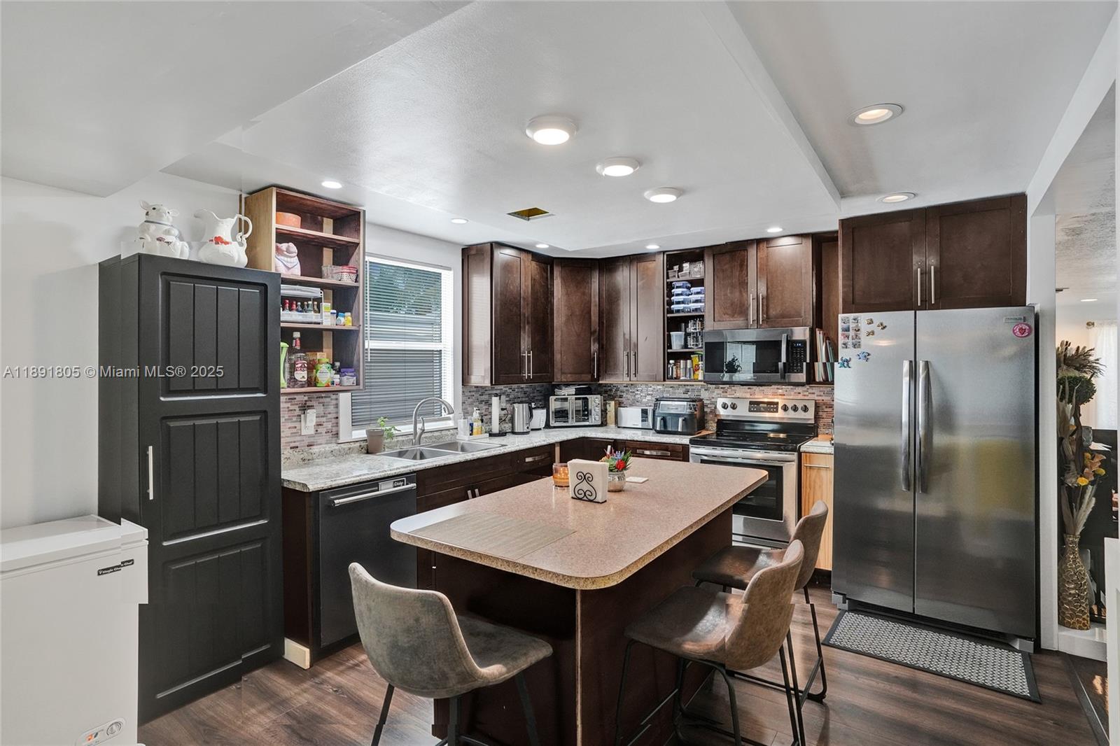 HAVEN LAKE PARK - Residential