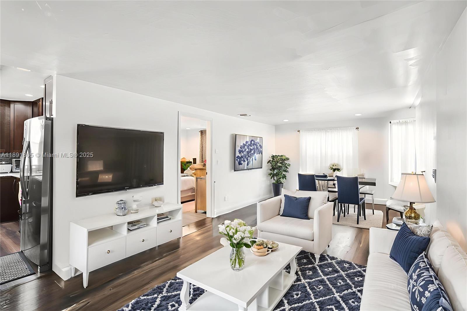 HAVEN LAKE PARK - Residential