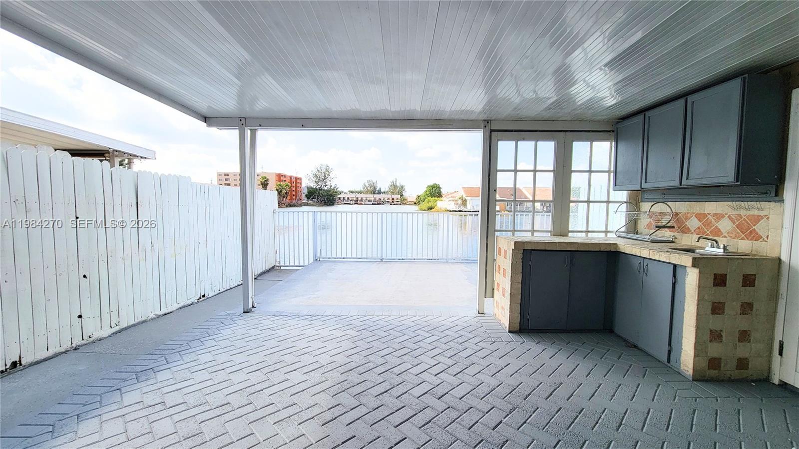 WEST VIEW LAKE TOWNHOMES - Residential